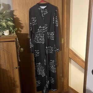 Black White Script Print Long Sleeve Belted Jumpsuit (2XL)